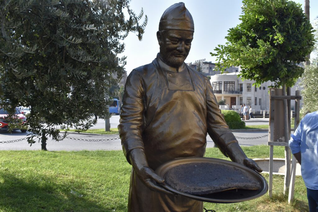 Statue des Künefe-Bäckers in Antakya