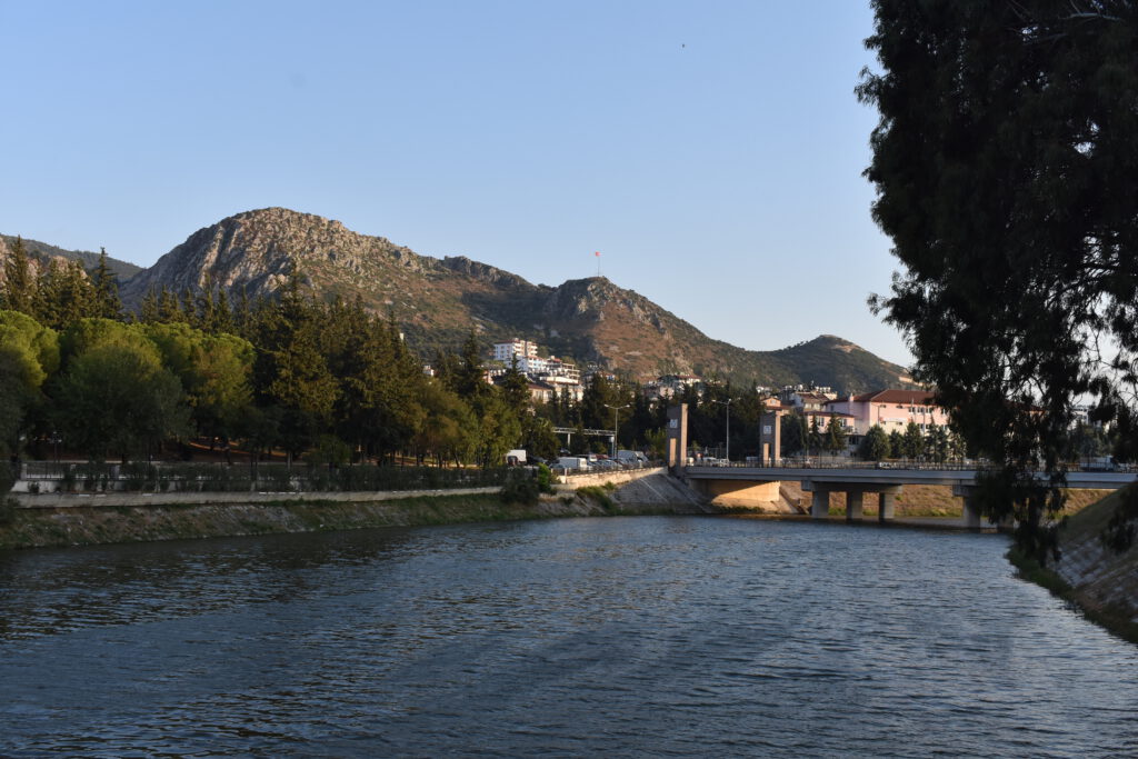 Blick auf die Berge von Antakya