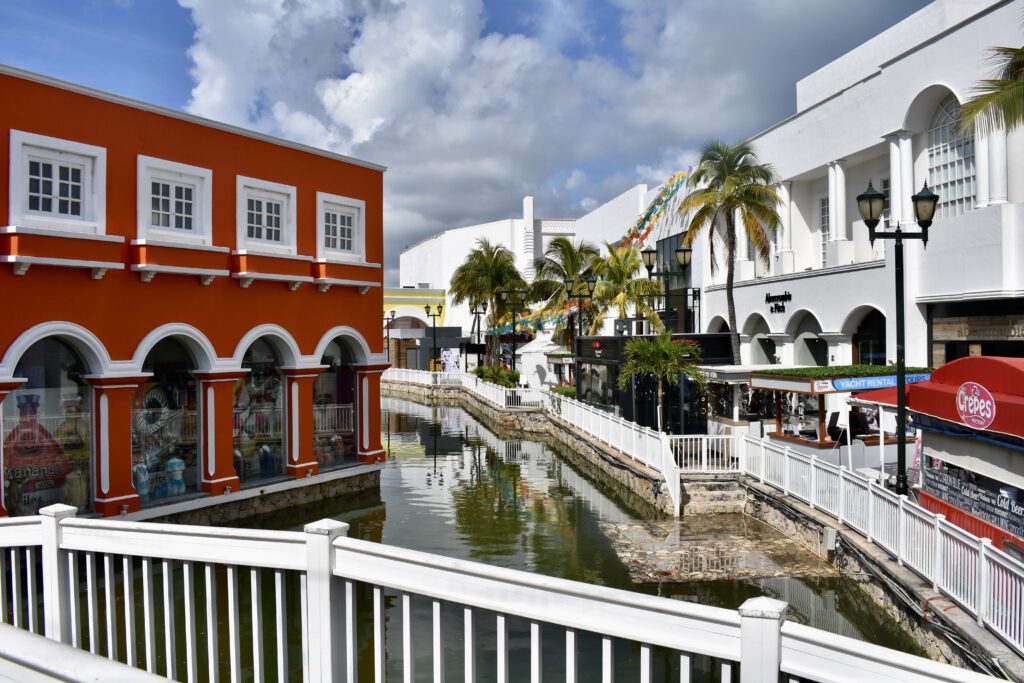 Einkaufszentrum "La Isla" von Cancún