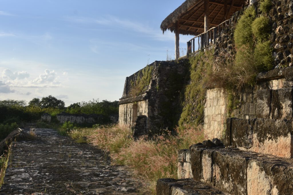 Ehemalige Maya-Pyramide in Ek Balam
