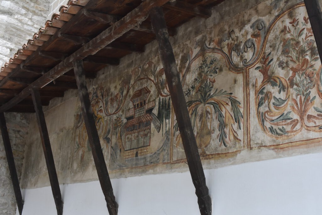 Wandgemälde in der Altstadt von Berat